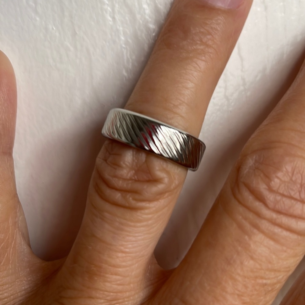 Stainless steel Diagonal Textured band 6MM